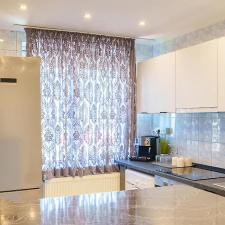 Family Myriam By Open House Apartment Timisoara
